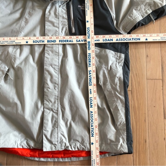 The North Face Gray HyVent Waterproof Full Zip Removeable Hood Jacket Men's L - Picture 12 of 13